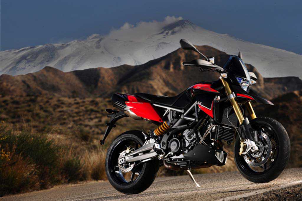 aprilia-dorsoduro-1200-2012-8.jpg