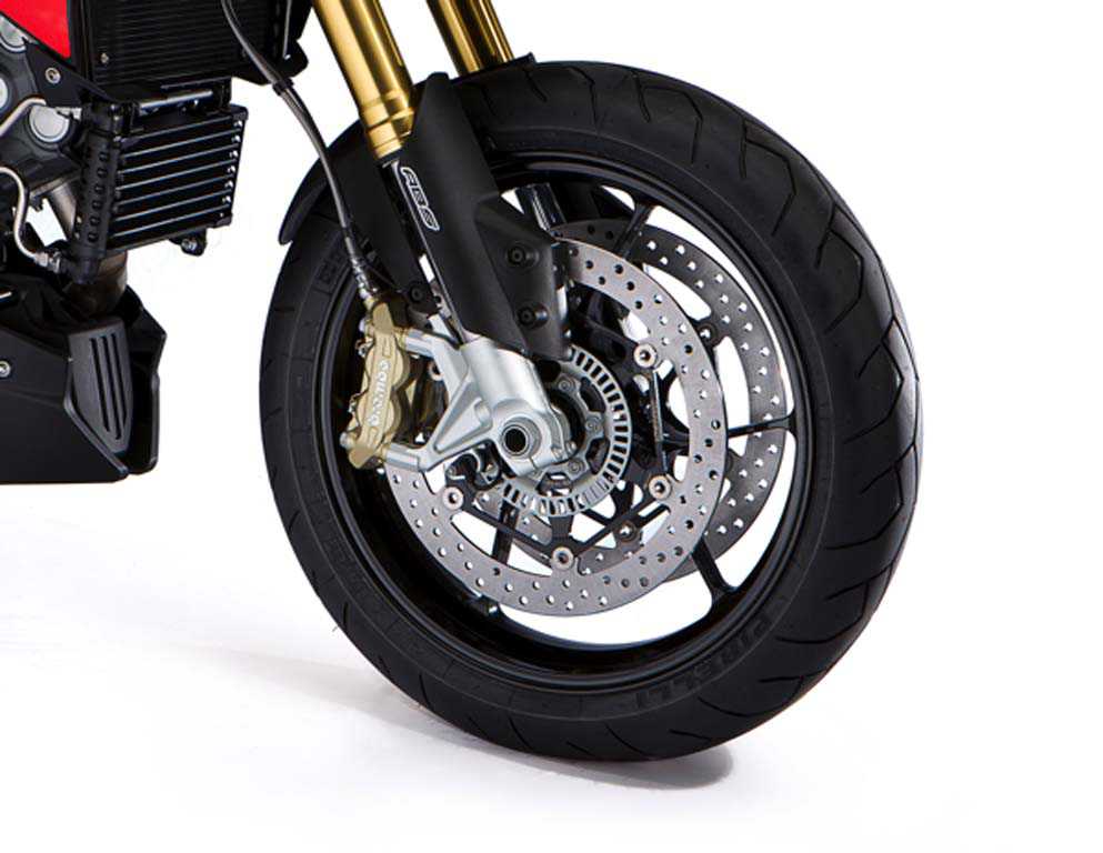 aprilia-dorsoduro-1200-2012-12.jpg