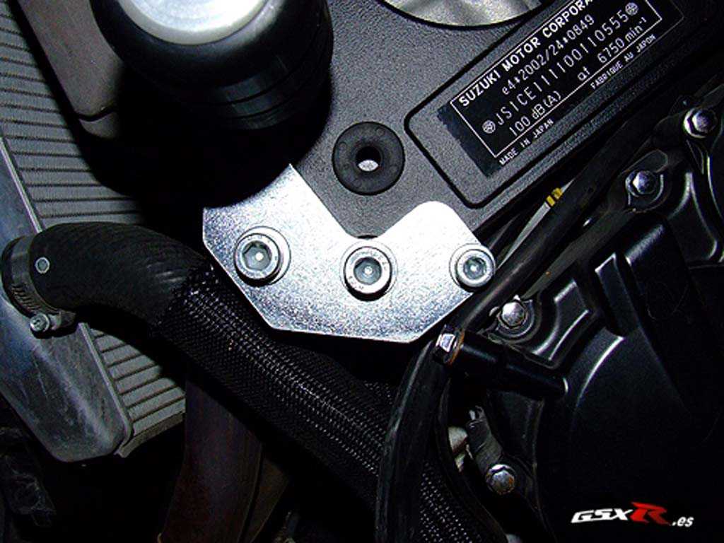 tutorial_protectores_carenados_suzuki_gsxr_5.jpg