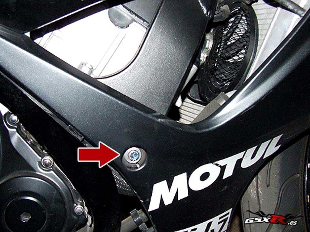 tutorial_protectores_carenados_suzuki_gsxr_8.jpg