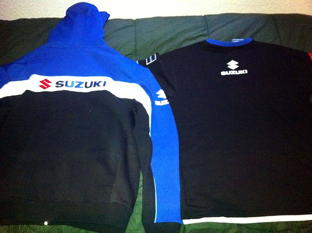 Sudadera y camiseta Suzuki autoregalo anticipado de Navidad