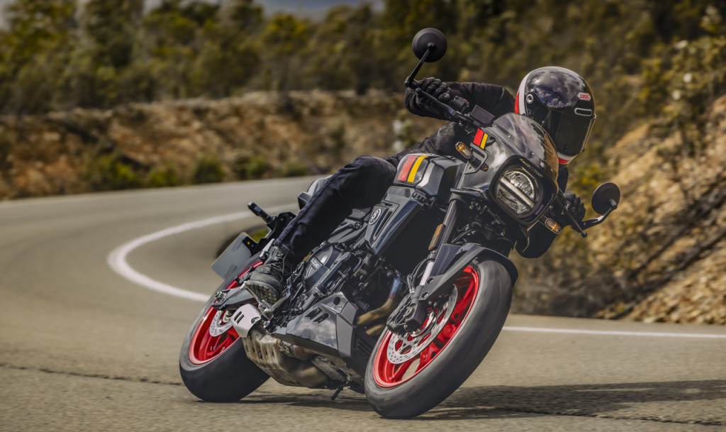 Suzuki GSX-8TT