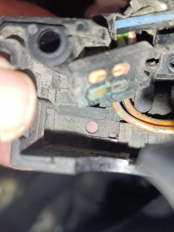 Se apagan las luces vstrom 650 dl 2009